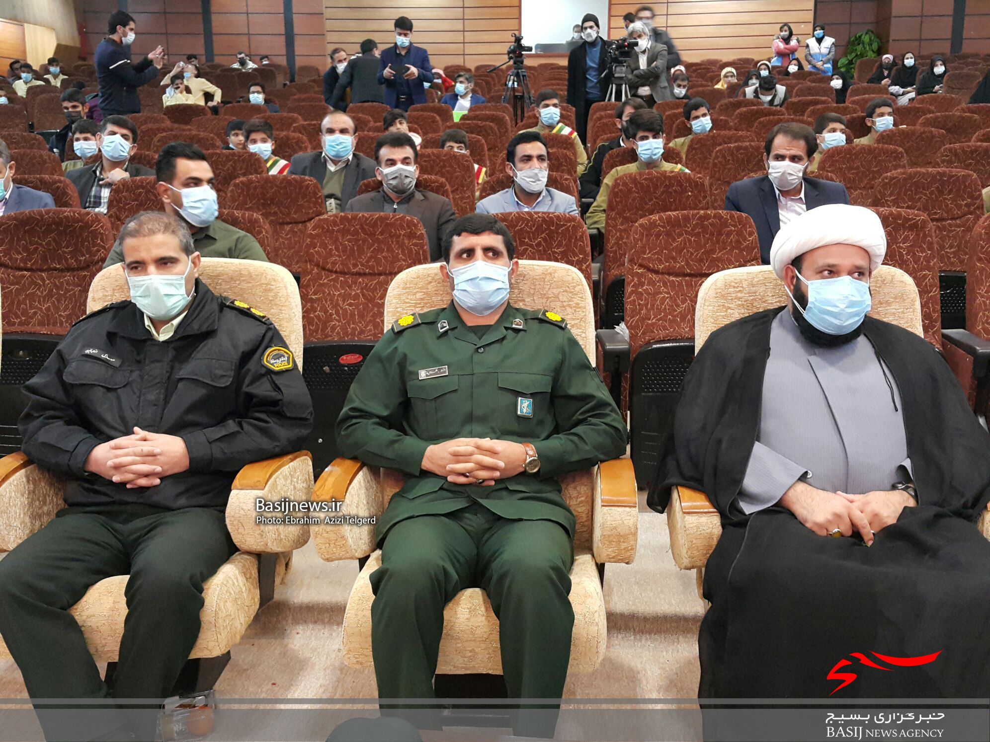 تجلیل از برترین های جشنواره های فرهنگی هنری مرکز آفرینش های هنری بسیج کهگیلویه و بویراحمد