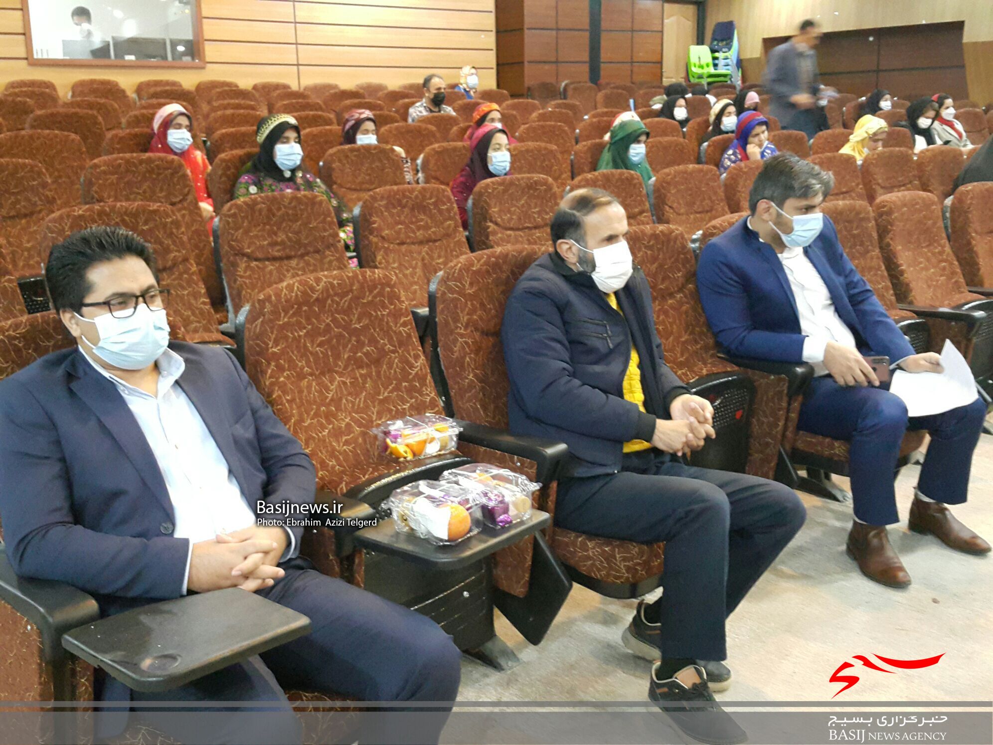 تجلیل از برترین های جشنواره های فرهنگی هنری مرکز آفرینش های هنری بسیج کهگیلویه و بویراحمد