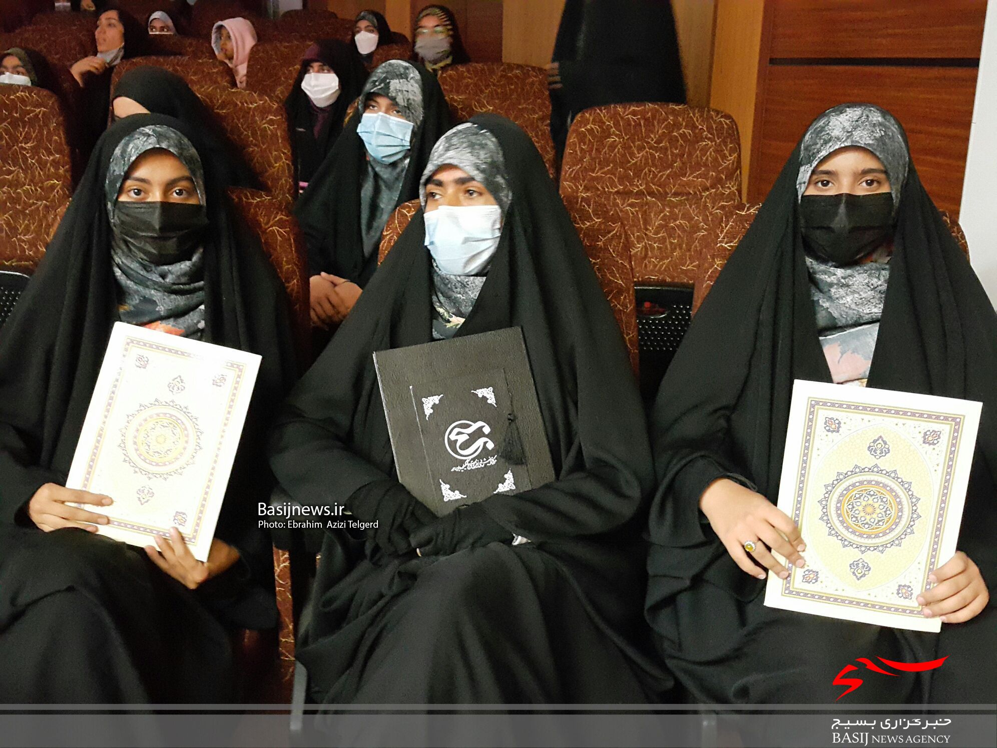 تجلیل از برترین های جشنواره های فرهنگی هنری مرکز آفرینش های هنری بسیج کهگیلویه و بویراحمد