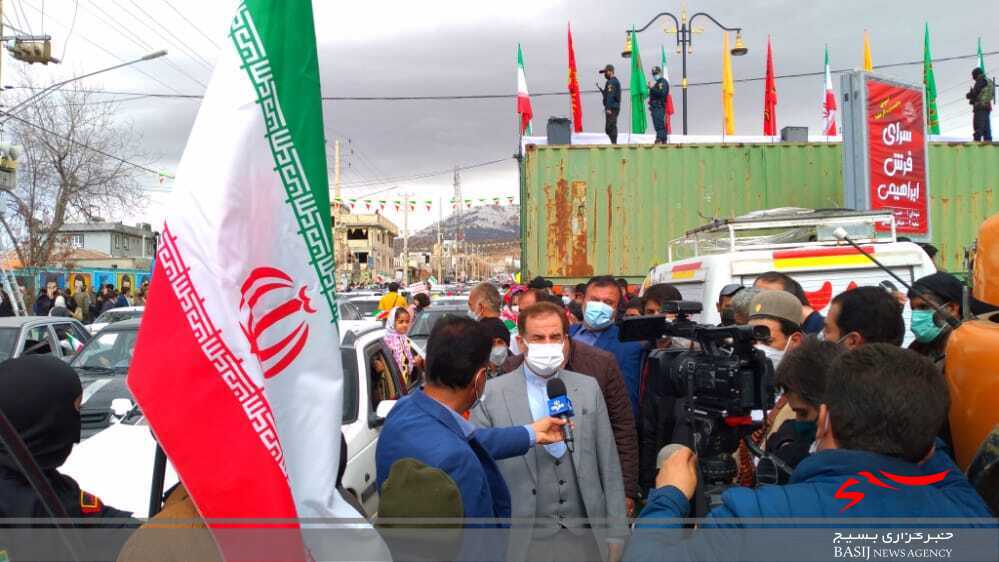 ۲۲ بهمن تماشایی در کهگیلویه و بویراحمد/ شکوه افتخار با رژه موتوری و خودرویی به نمایش گذاشته شد ۲۲ بهمن تماشایی در کهگیلویه و بویراحمد/ شکوه افتخار با رژه موتوری و خودرویی به نمایش گذاشته شد