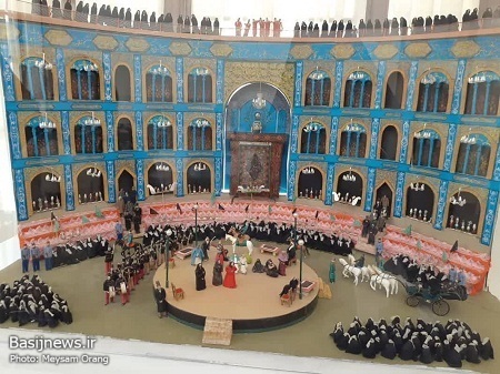 اردوی علمی باغ موزه نگارستان، کاشت نهال و غبار روبی مزار شهدا در دهه فجر