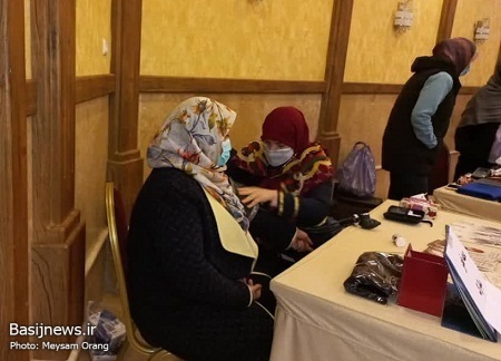 برپایی میز خدمت در دهه فجر انقلاب اسلامی