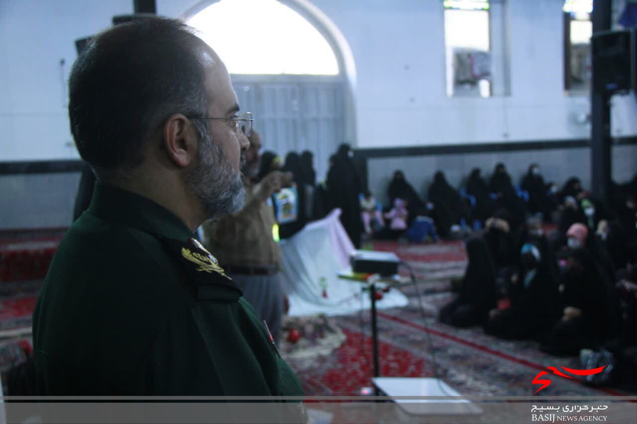 تجلیل فرمانده سپاه قم از مادران و همسران شهدا
