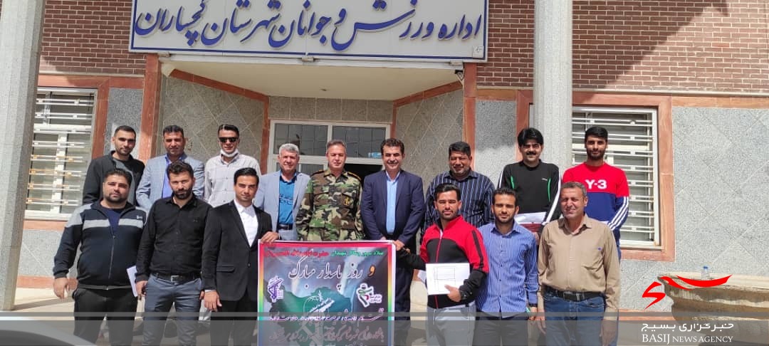 مسابقات مینی فوتبال با حضور مدارس فوتبال و بسیج در گچساران برگزار می شود