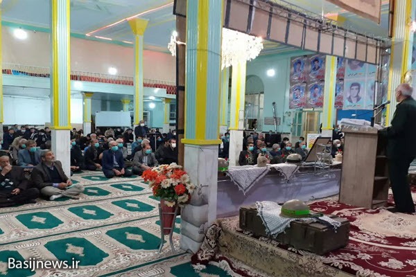 یادواره ۳۷ شهید گلگون کفن ماماهان برگزار شد