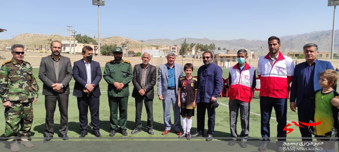 قهرمانی تیم سپاهان گچساران در مسابقات مینی فوتبال جام بسیج قهرمانی تیم سپاهان گچساران در مسابقات مینی فوتبال جام بسیج