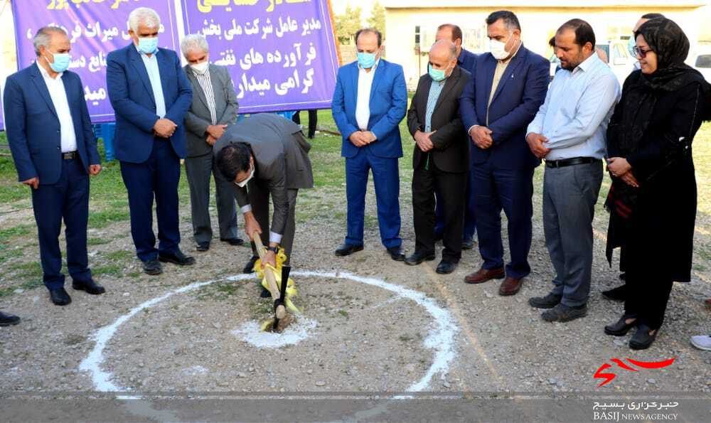 کلنگ احداث جایگاه عرضه سوخت مایع در گچساران بر زمین زده شد