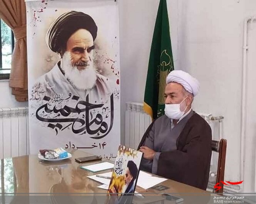 وصیت نامه سیاسی عبادی امام خمینی (ره) بایستی احیا شود وصیت نامه سیاسی عبادی امام خمینی (ره) بایستی احیا شود