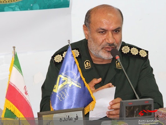 تجلیل از کارشناس روابط عمومی آموزش و پرورش و فرهنگیان عرصه ارتباطات شهرستان دشتستان