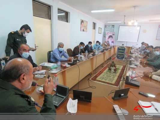 تجلیل از کارشناس روابط عمومی آموزش و پرورش و فرهنگیان عرصه ارتباطات شهرستان دشتستان