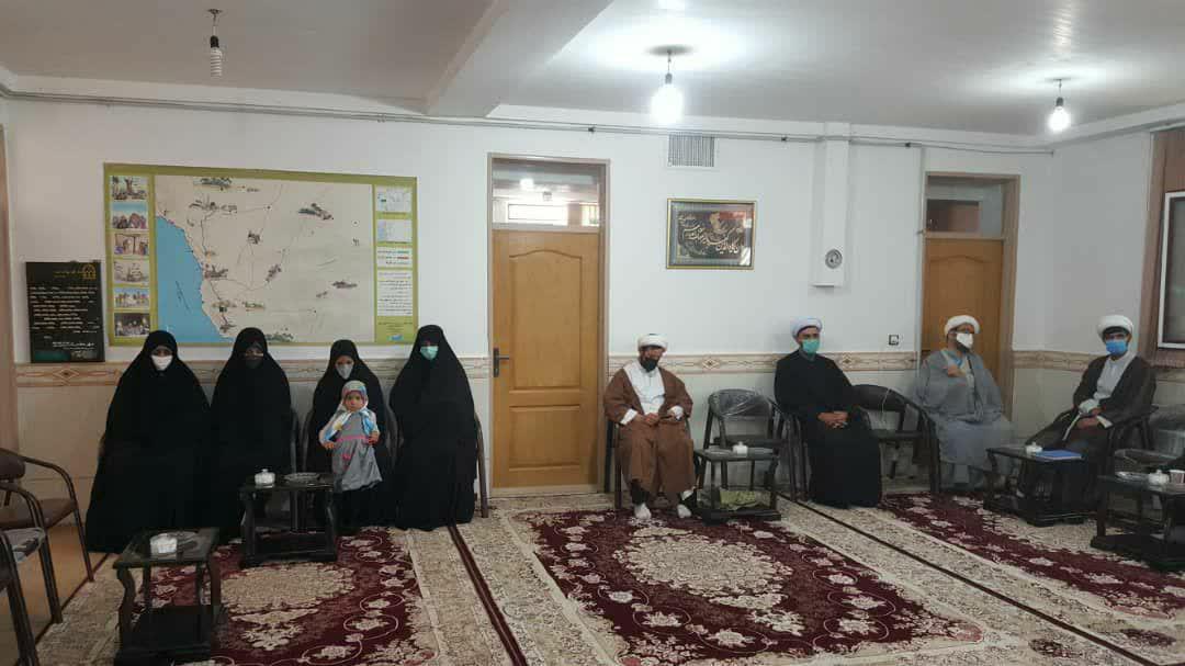 دشمن درصدد القای حس ناامیدی با حربه مشکلات معیشتی است