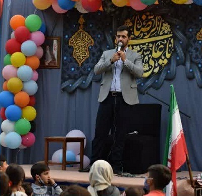 برپایی ایستگاه صلواتی توزیع شیرینی و شربت