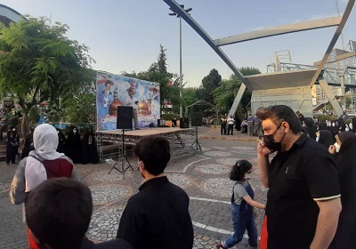 برپایی ایستگاه صلواتی توزیع شیرینی و شربت و توزیع رایگان ماسک