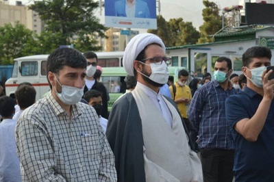 برپایی ایستگاه صلواتی توزیع شیرینی و شربت و توزیع رایگان ماسک