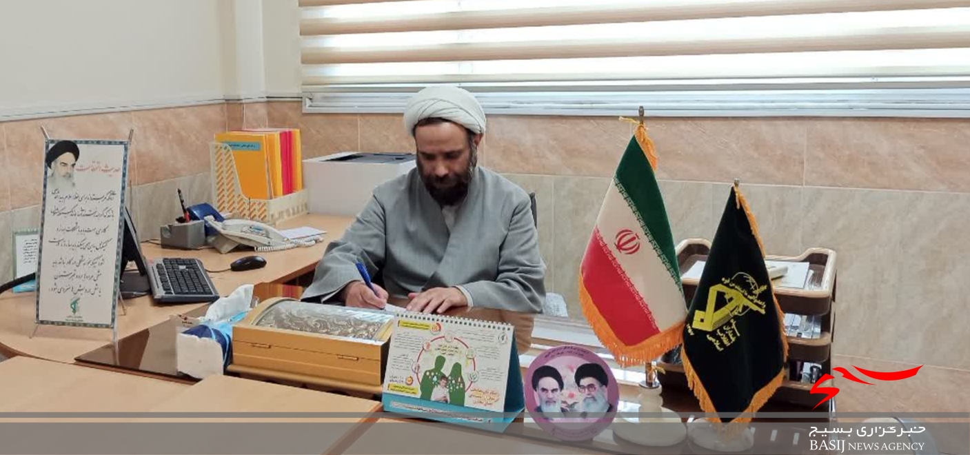 شهدا سَر خود را تقدیم کردند تا دین سَر ندهد