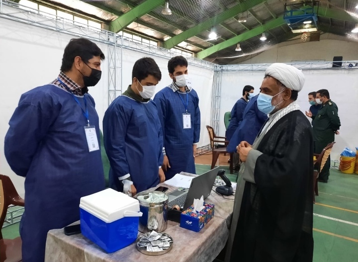 بازدید از مرکز واکسیناسیون شهرک شهید محلاتی