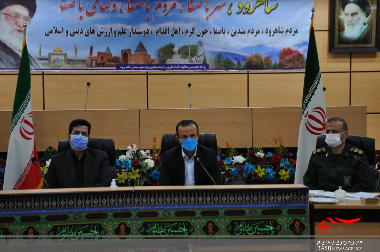 نزدیک شدن دل ها، نگاه ها و تفکرات از ارزشهای معنوی دفاع مقدس است نزدیک شدن دل ها، نگاه ها و تفکرات از ارزشهای معنوی دفاع مقدس است