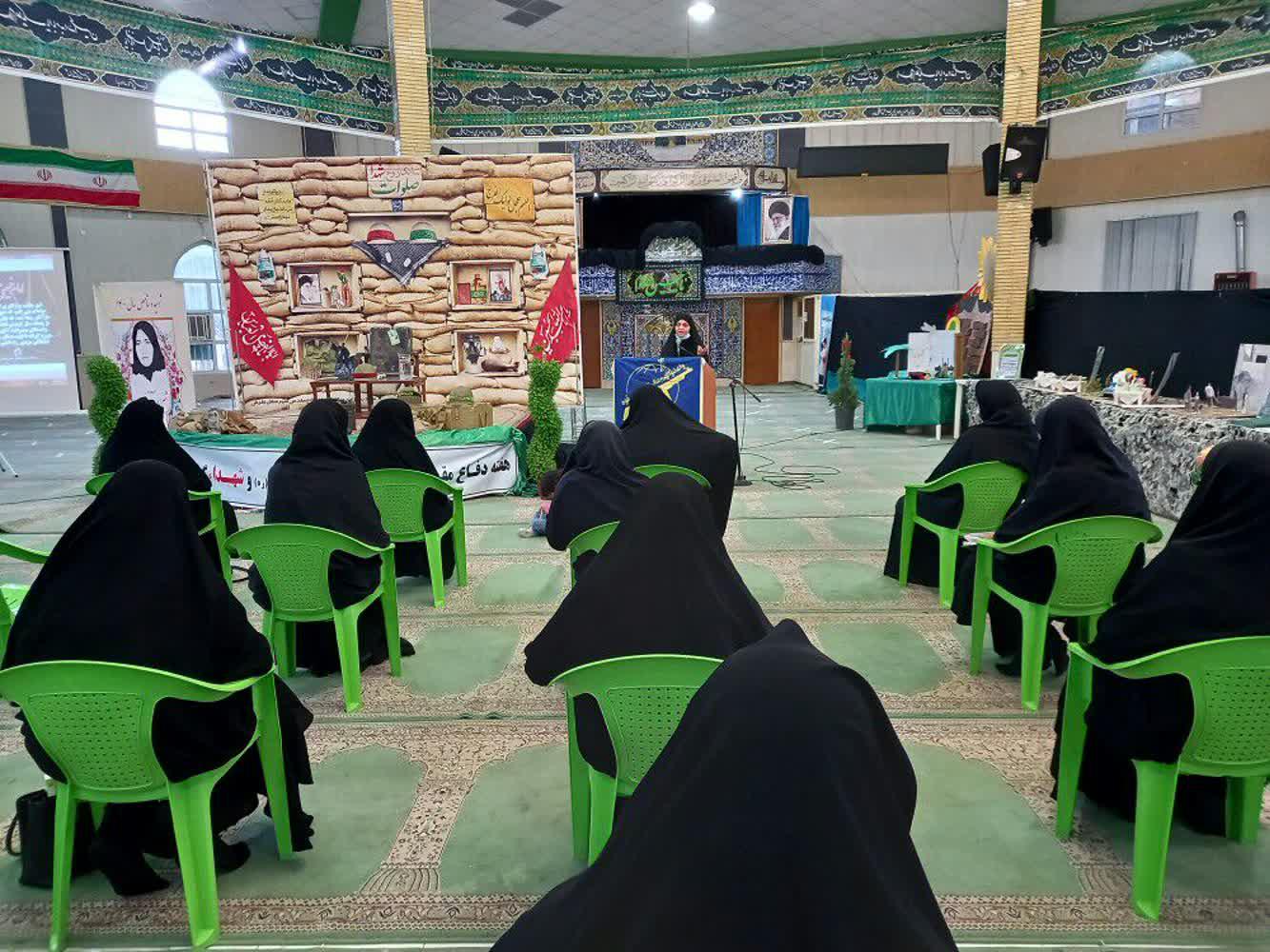 زنان در طول تاریخ اسلام نقش پررنگ وبسزایی داشتند زنان در طول تاریخ اسلام نقش پررنگ وبسزایی داشتند