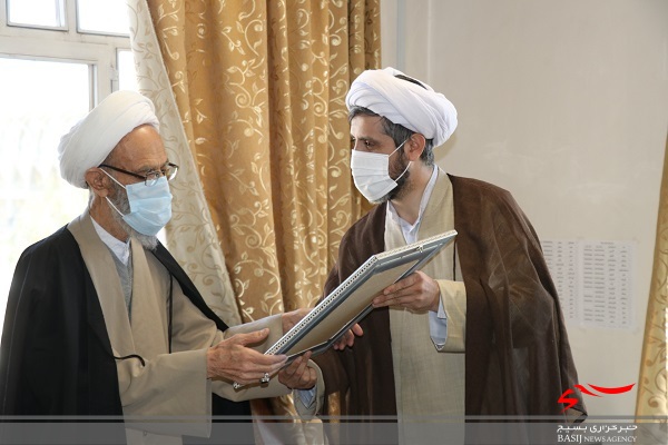 تهذیب نفس رزدایل اخلاقی در جامعه را می خشکاند