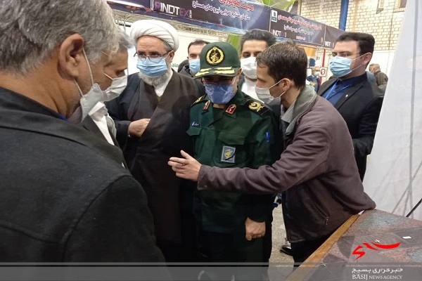 بازدید فرمانده سپاه عاشورا از نهمین نمایشگاه نوآوری و فناوری ربع رشیدی بازدید فرمانده سپاه عاشورا از نهمین نمایشگاه نوآوری و فناوری ربع رشیدی