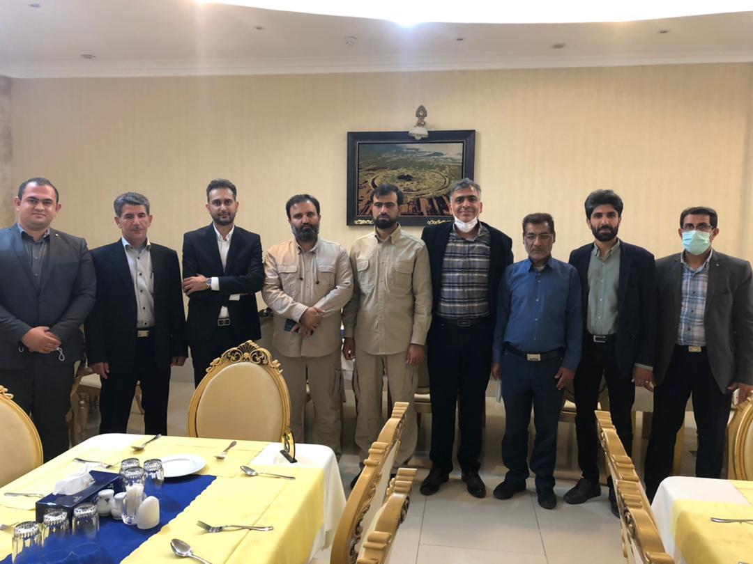 استان فارس از لحاظ مشکلات باید بعنوان استان کمتر برخوردار مورد توجه دولت و مجلس قرار گیرد
