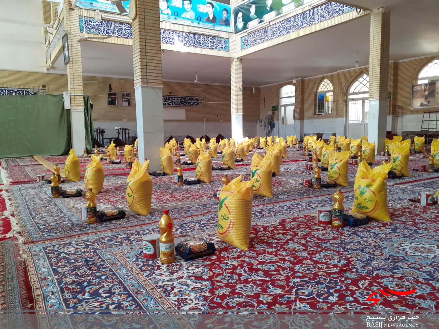 رزمایش بزرگ کمک&zwnj;های مومنانه پایگاه بسیج امام خمینی (ره)