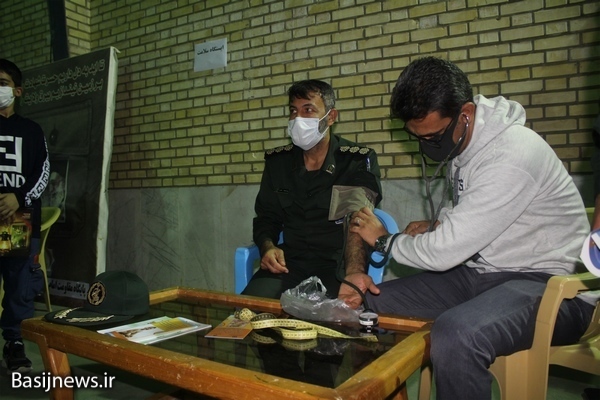 برپایی نمایشگاه عکس در پایگاه علی ابن ابی طالب روستای پهلوانکشی