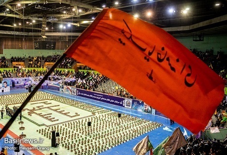 دانش&zwnj;آموزان باید در عرصه علمی و فناوری خط&zwnj;شکن باشند