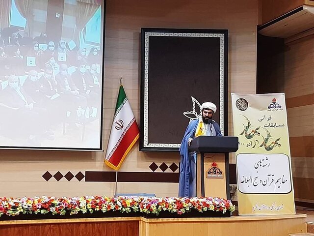 مفاهیم دینی چک سفید امضای خوشبختی است/ تمام مبانی دینی ریشه عقلایی و منطقی دارد