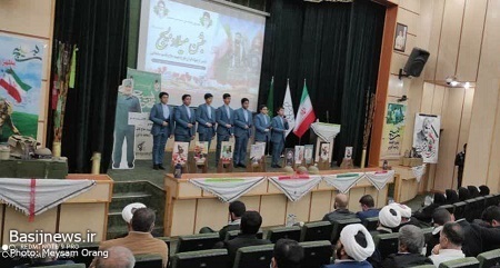 همایش تجلیل از فعالان نماز در ناحیه حمزه سیدالشهداء