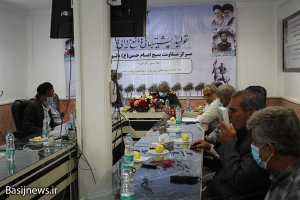 نشست صمیمانه پیشکسوتان بسیجی با فرماندهی مرکز مقاومت بسیج امام حسین(ع) دلوار نشست صمیمانه پیشکسوتان بسیجی با فرماندهی مرکز مقاومت بسیج امام حسین(ع) دلوار