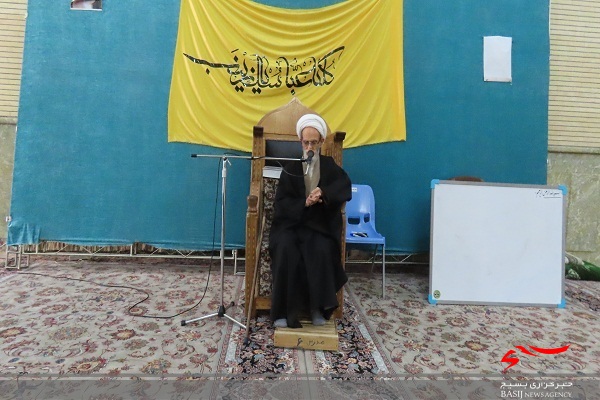 تقوا عامل اصلی فلاح ورستگاری است&lrm;&lrm;