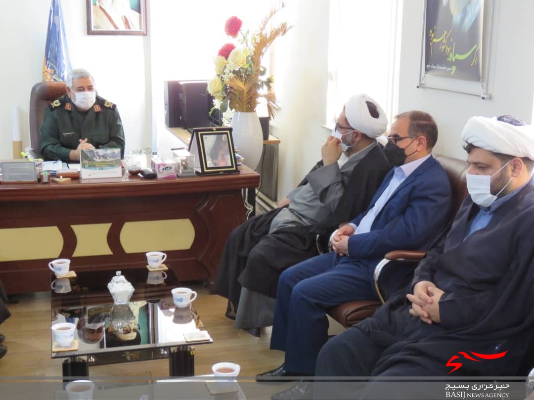 نمایشگاه دستاوردها و ابتکارات بسیجیان خوی برپا شد