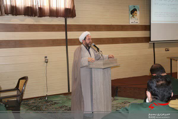 محفل انس با قرآن کریم ناحیه مقاومت بسیج شهرستان قم+تصاویر