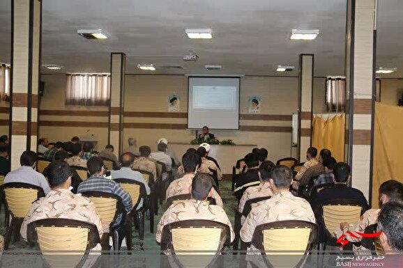 محفل انس با قرآن کریم ناحیه مقاومت بسیج شهرستان قم+تصاویر