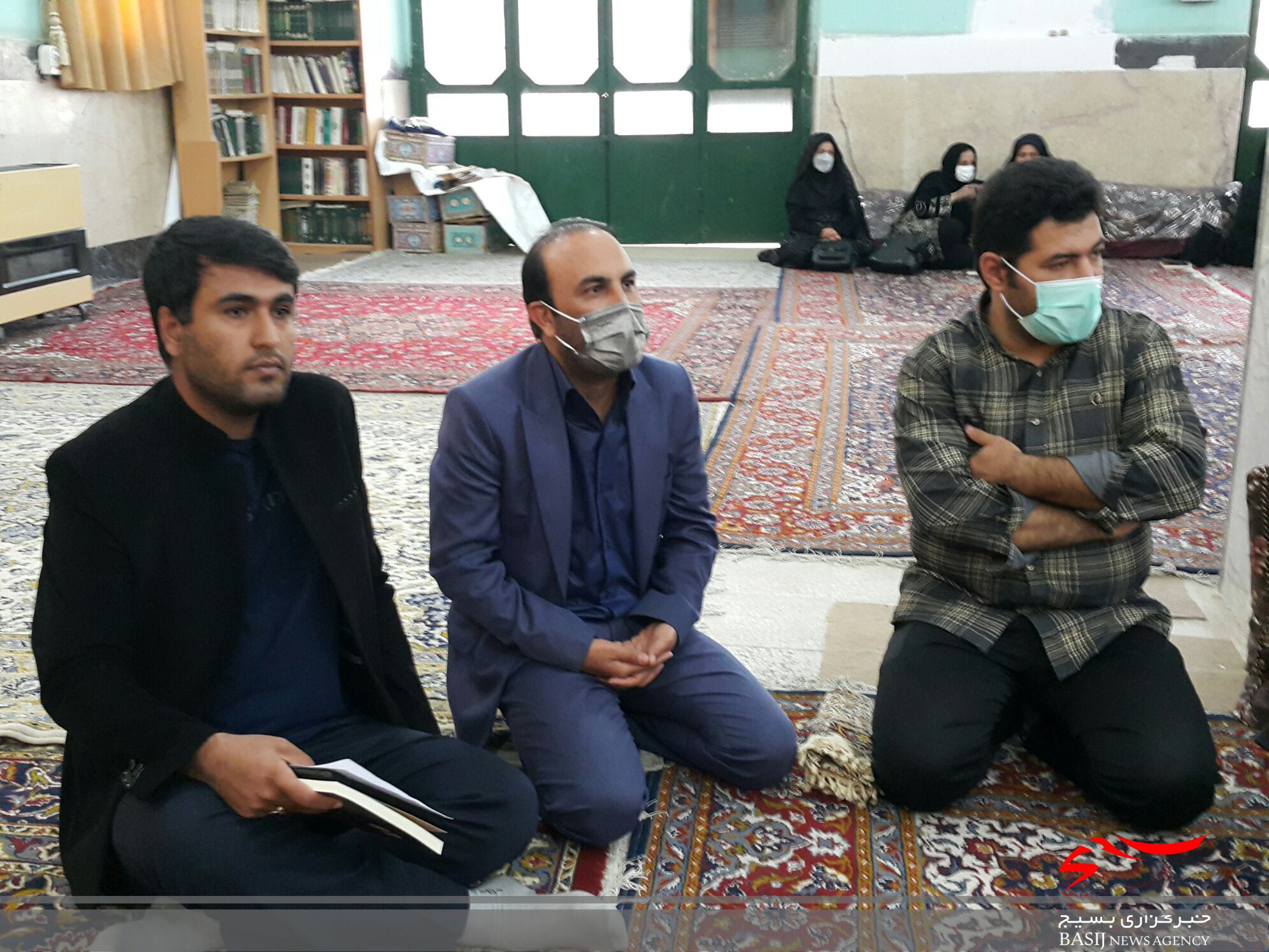 کتاب بوی تند خردل در یاسوج رونمایی شد