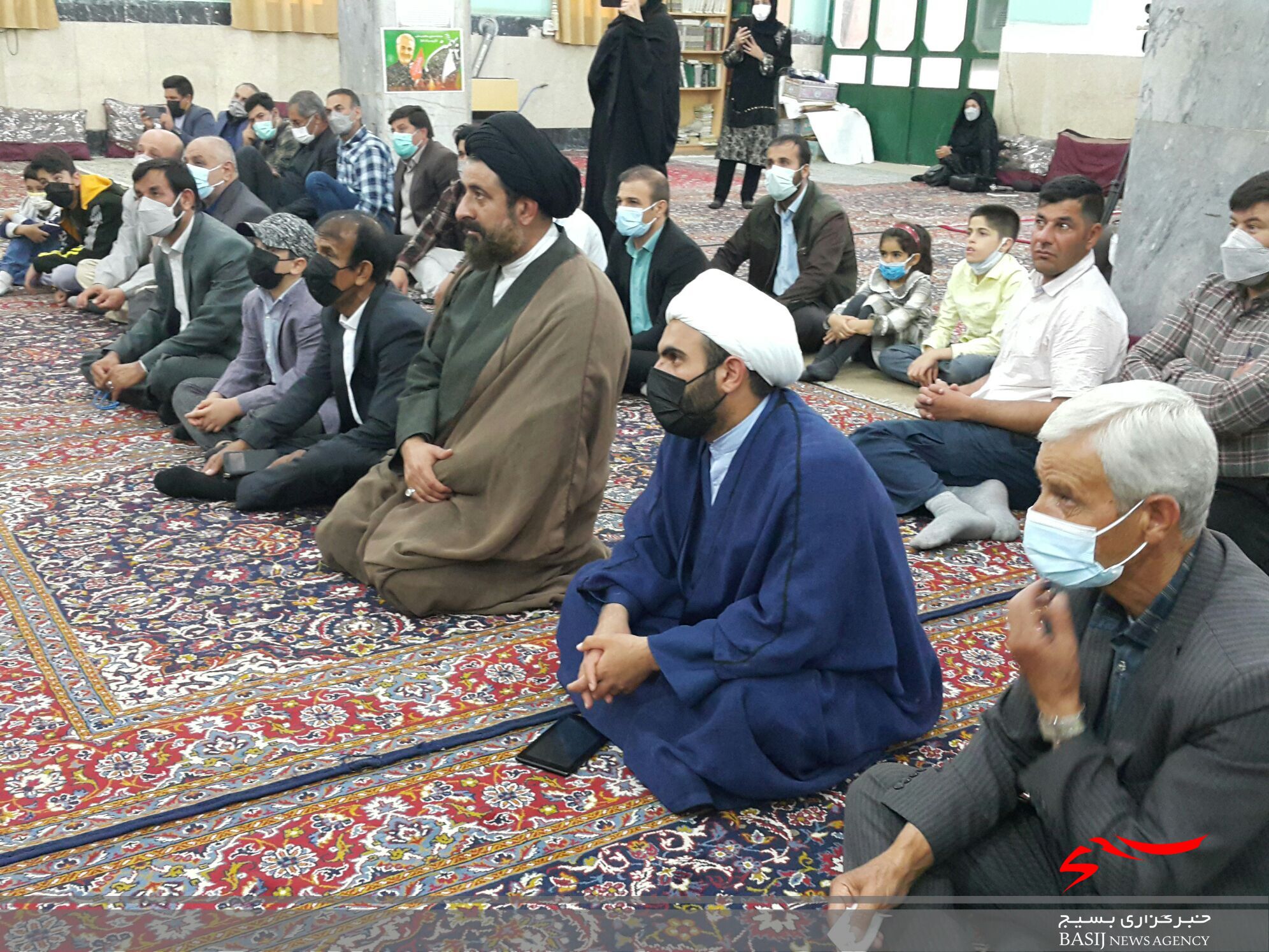 کتاب بوی تند خردل در یاسوج رونمایی شد