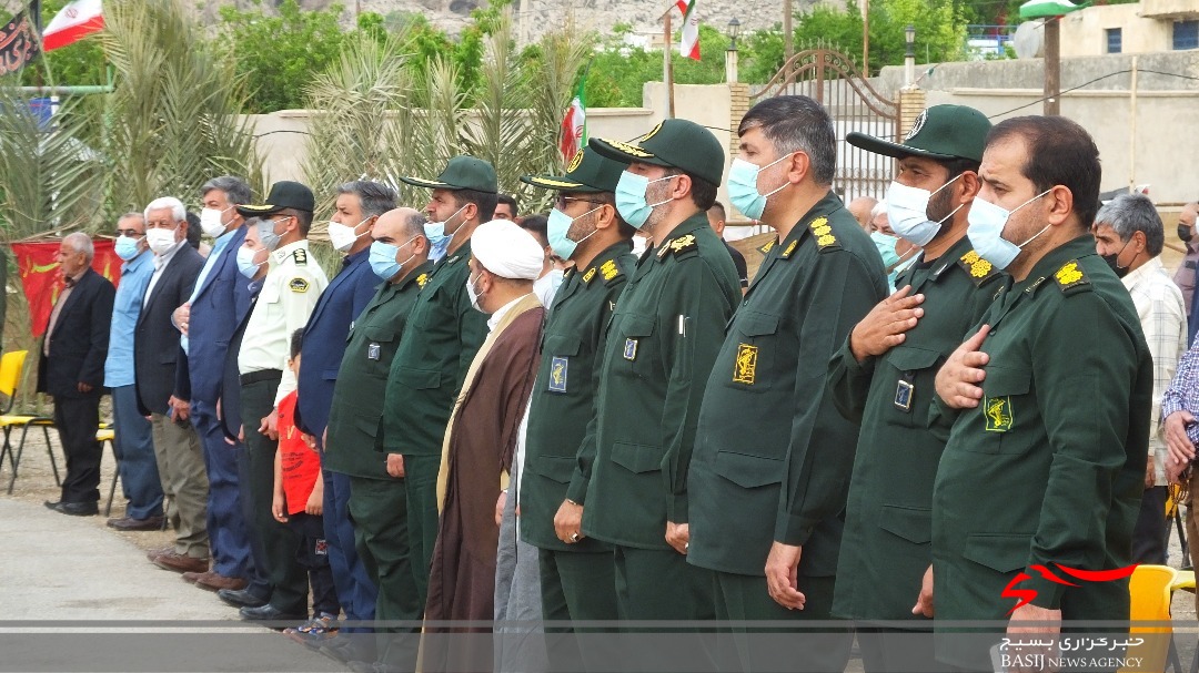 یادواره 11شهید والامقام روستای گناوه گچساران/ سردار مثنوی: تداوم و صدور انقلاب به برکت خون شهداست یادواره 11شهید والامقام روستای گناوه گچساران/ سردار مثنوی: تداوم و صدور انقلاب به برکت خون شهداست