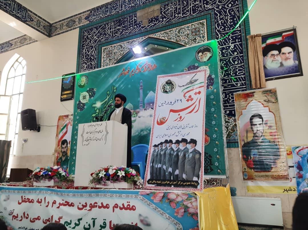 ارتش در محرومیت&zwnj;زدایی، همانند دوران دفاع مقدس در کنار مردم است