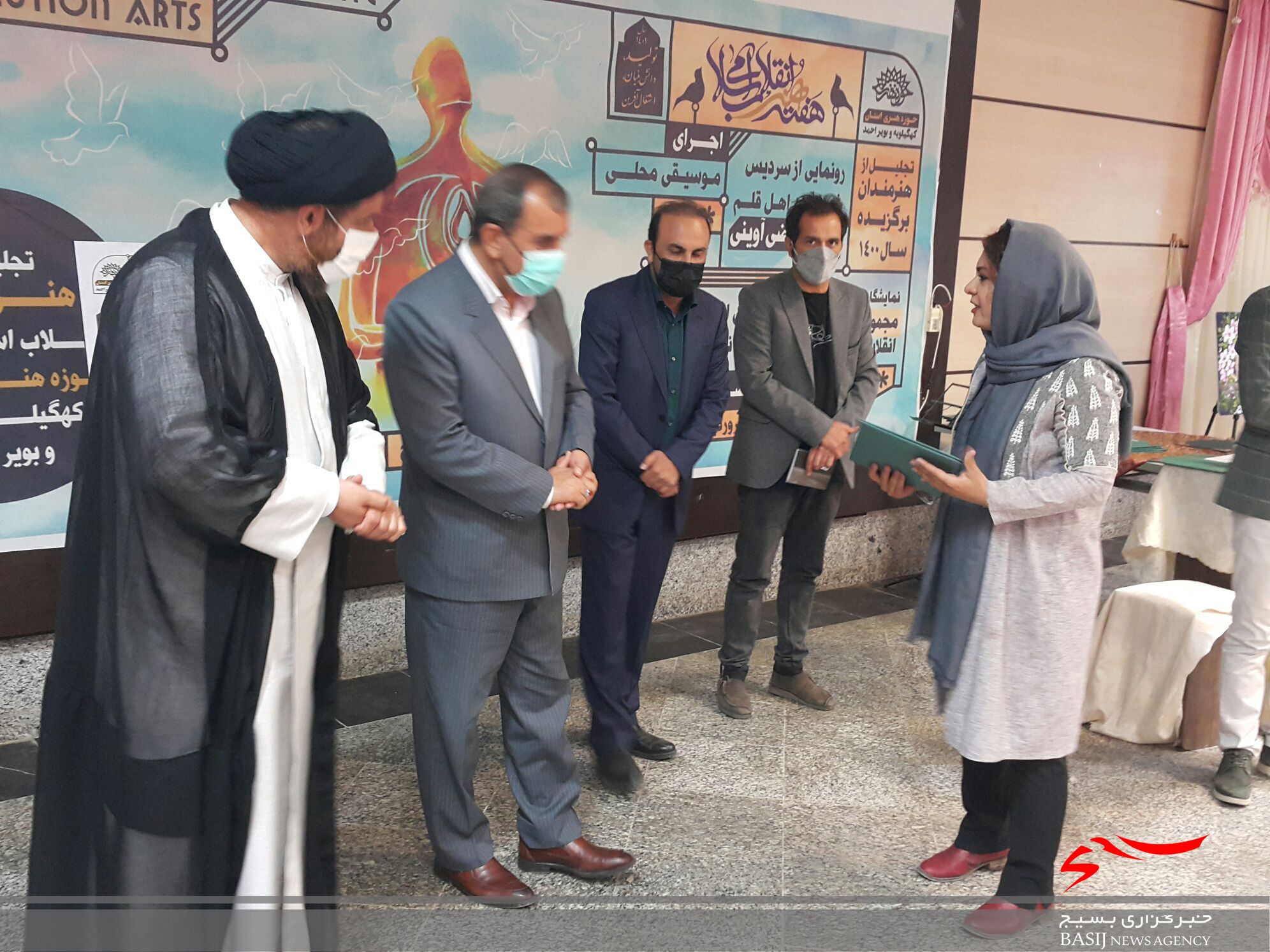 هنرمندان برگزیده سال ۱۴۰۰ کهگیلویه و بویراحمد تجلیل شدند+(تصاویر )