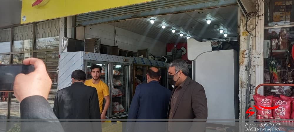 توزیع مرغ گرم و منجمد در بازار یاسوج/ مرغ به اندازه کافی موجود است/  مردم نگران نباشند و از خرید اضافی خودداری کنند
