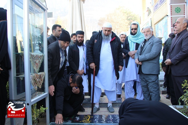 تلاش موکب داران عراقی برای پذیرایی از زائران حاج قاسم تلاش موکب داران عراقی برای پذیرایی از زائران حاج قاسم