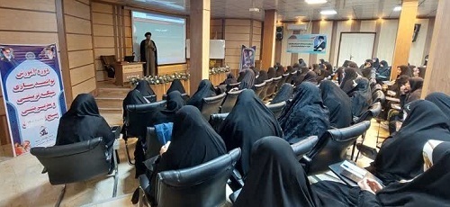 برگزاری دوره توانمندسازی سرگروه های صالحین در ناحیه مالک اشتر