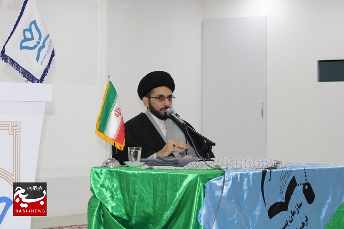دفاع از جمهوری اسلامی ایران، بها و هزینه دارد/جهاد تبیین، در مقابل جریان سازی دشمن واجب و فوری است