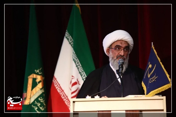 تلاش برای یک سالانه برگزار کردن جشنواره تئاتر بسیج وجود دارد