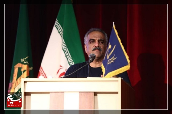تلاش برای یک سالانه برگزار کردن جشنواره تئاتر بسیج وجود دارد