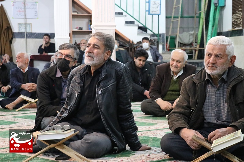 محفل انس با قرآن و یادبود سیدالشهدای جبهه مقاومت در مسجد امام هادی دامغان