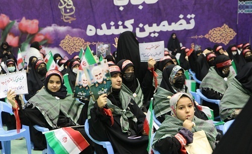 اجتماع دختران حاج قاسم در ورزشگاه 12 هزار نفری آزادی