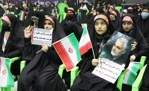 اجتماع دختران حاج قاسم در ورزشگاه 12 هزار نفری آزادی