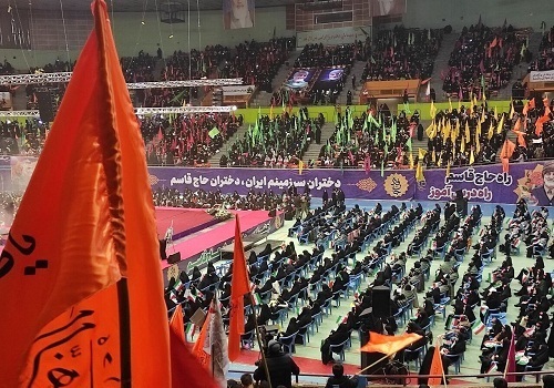 اجتماع دختران حاج قاسم در ورزشگاه 12 هزار نفری آزادی